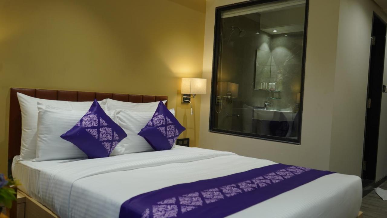 Purple Beds By Vits Dwarkesh, Surat Hotel Salabatpura Luaran gambar