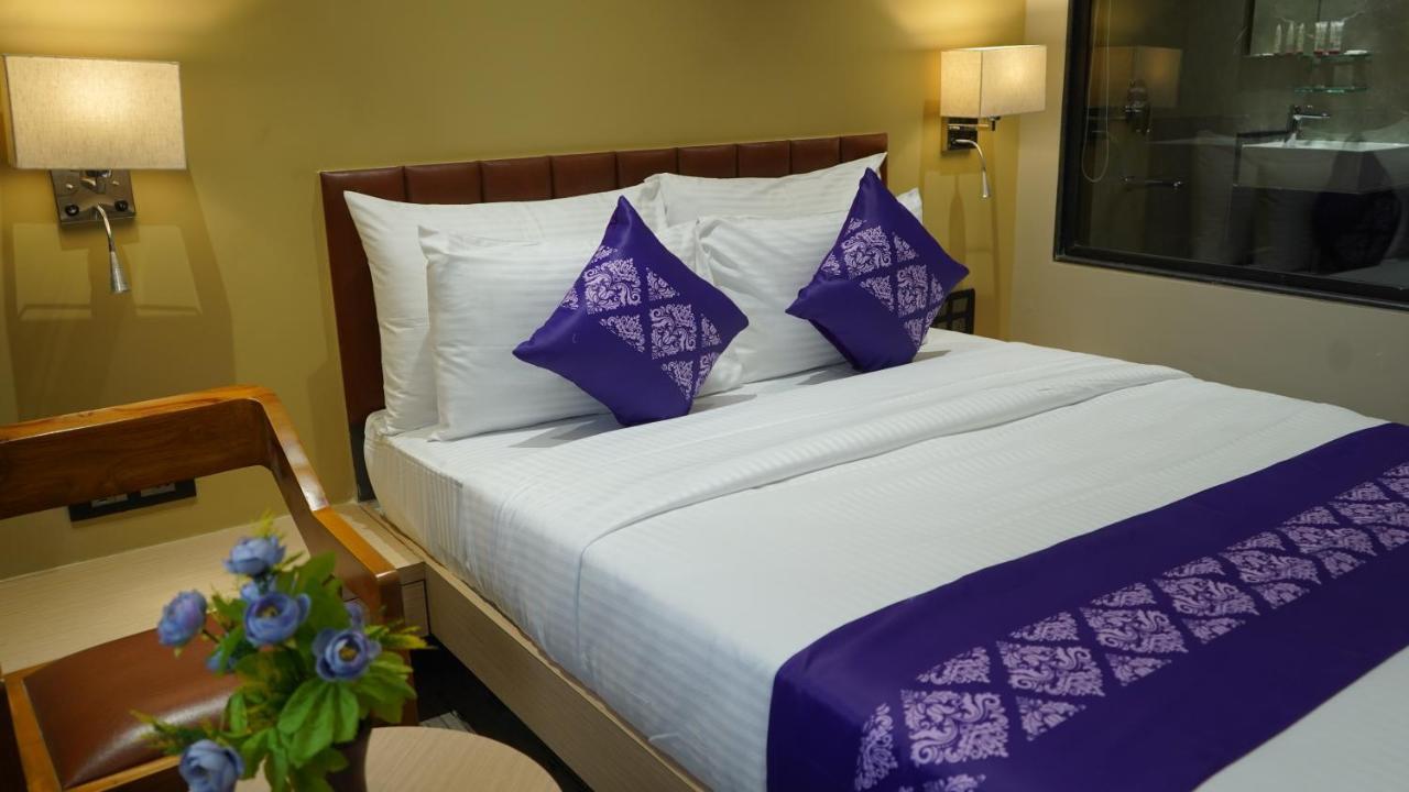 Purple Beds By Vits Dwarkesh, Surat Hotel Salabatpura Luaran gambar